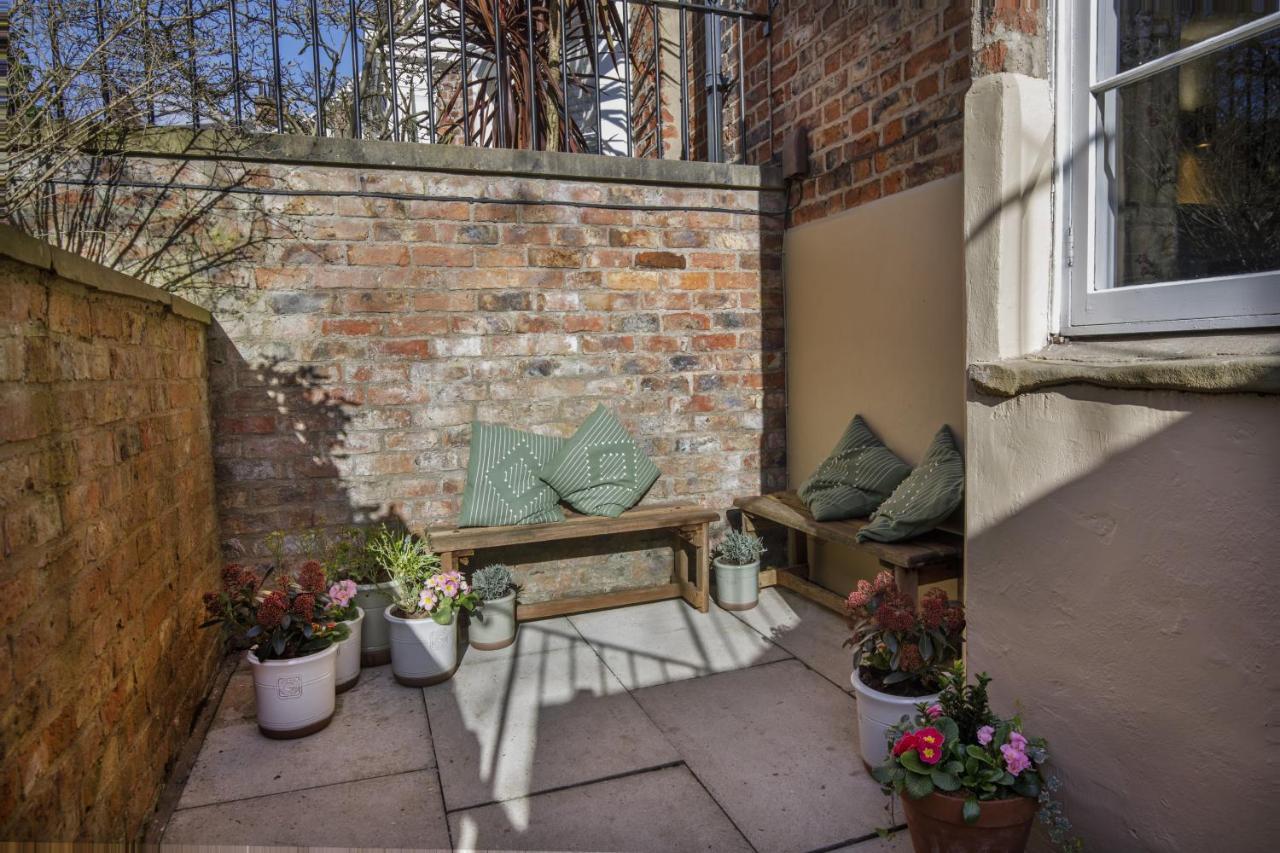 The Garden Square - Unique Luxury Apartment In Historic Garden Square - Ideal For 2 People York Exterior photo